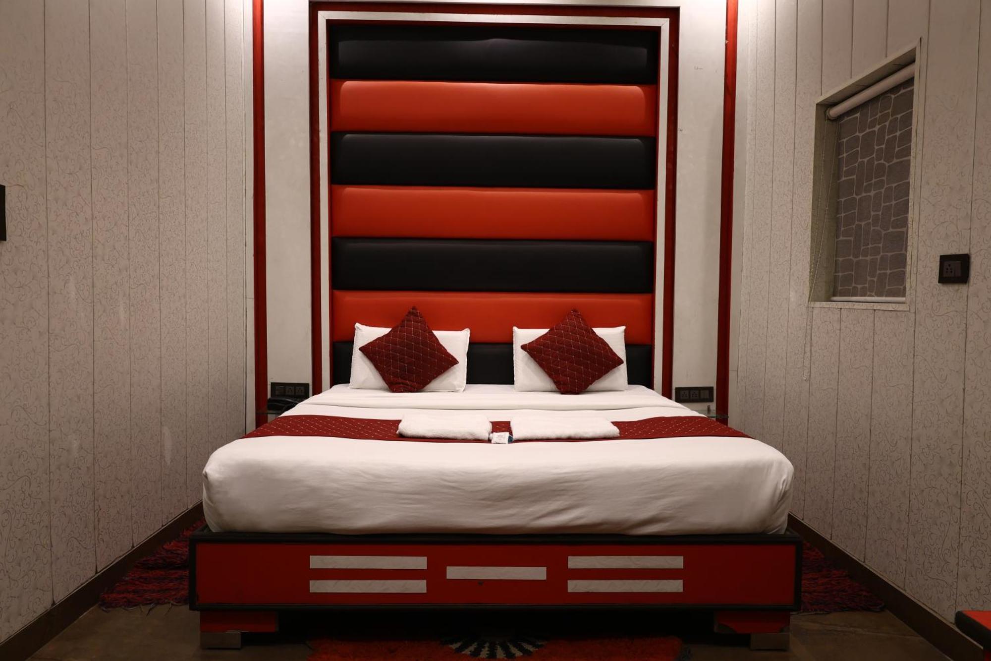 Hotel Pardesi หริทวาร ภายนอก รูปภาพ
