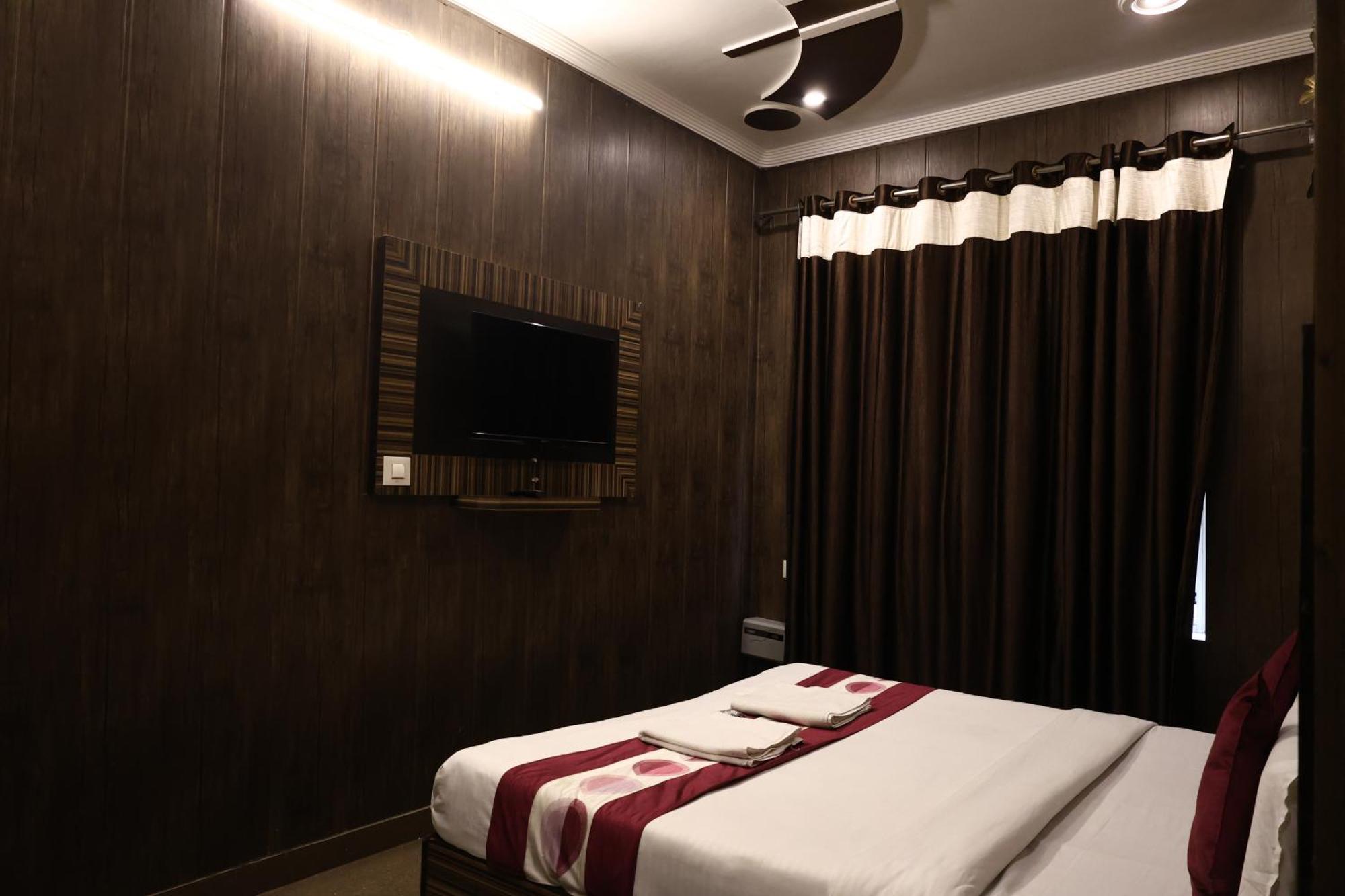Hotel Pardesi หริทวาร ภายนอก รูปภาพ