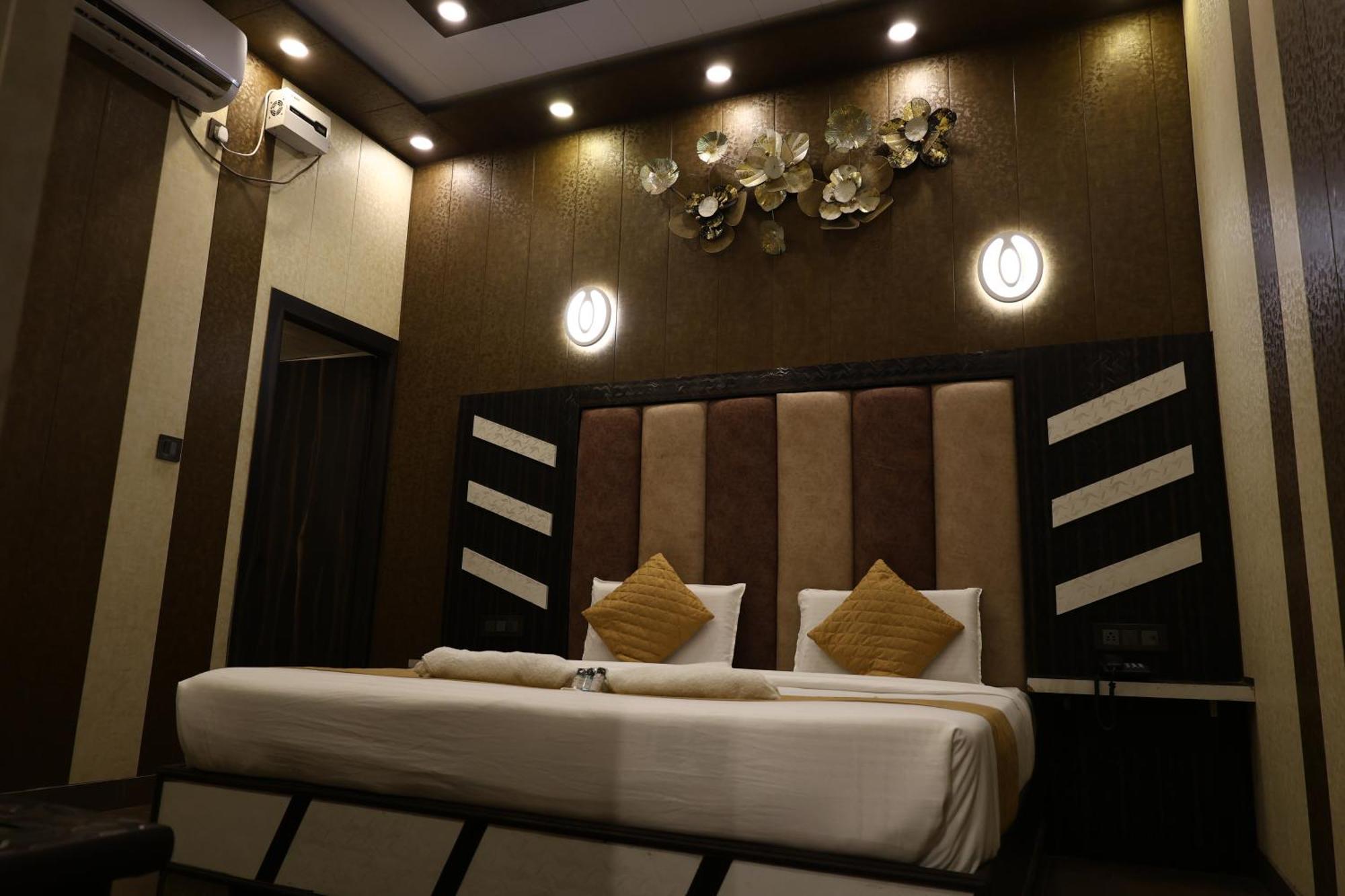 Hotel Pardesi หริทวาร ภายนอก รูปภาพ