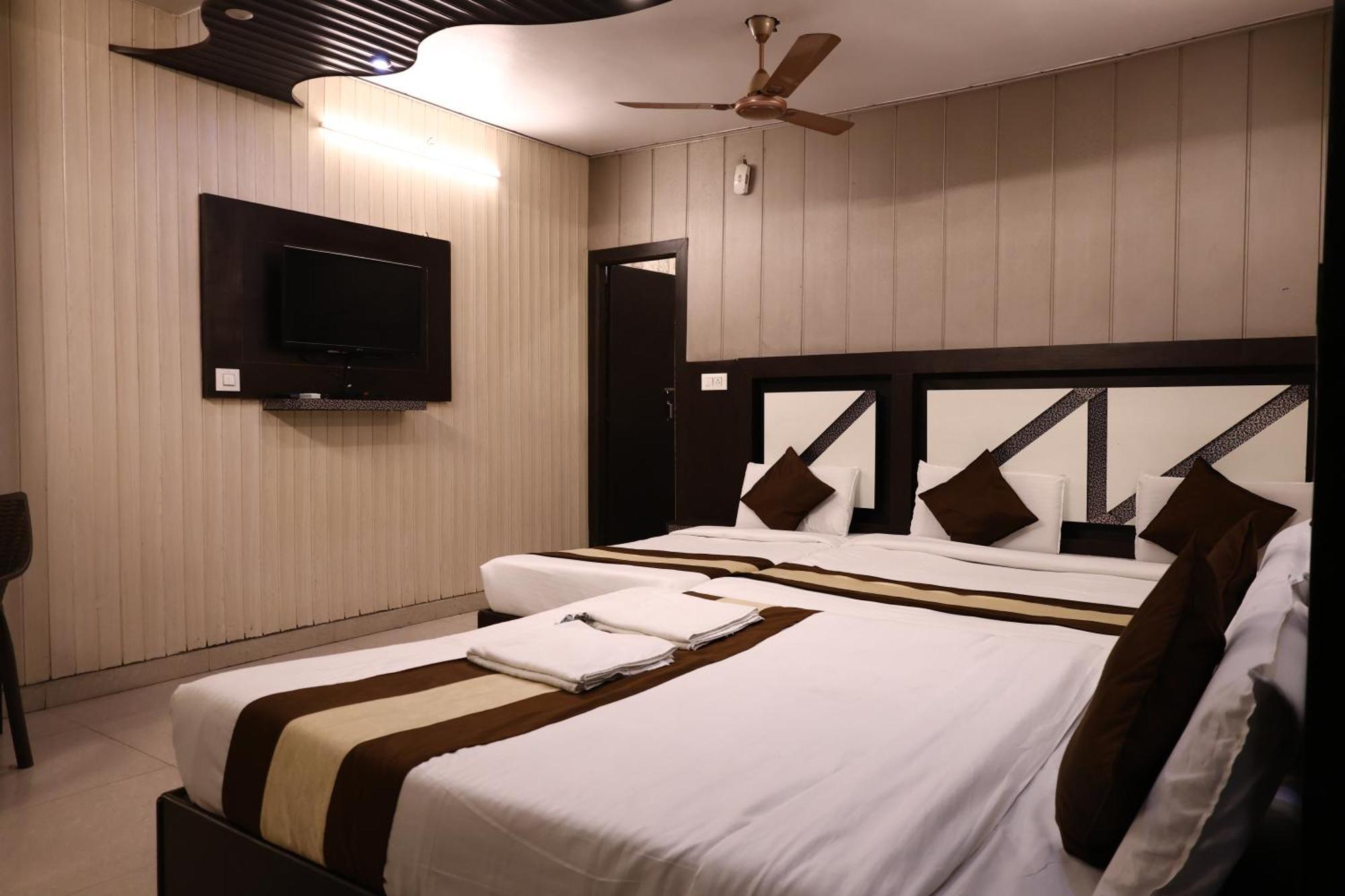 Hotel Pardesi หริทวาร ภายนอก รูปภาพ