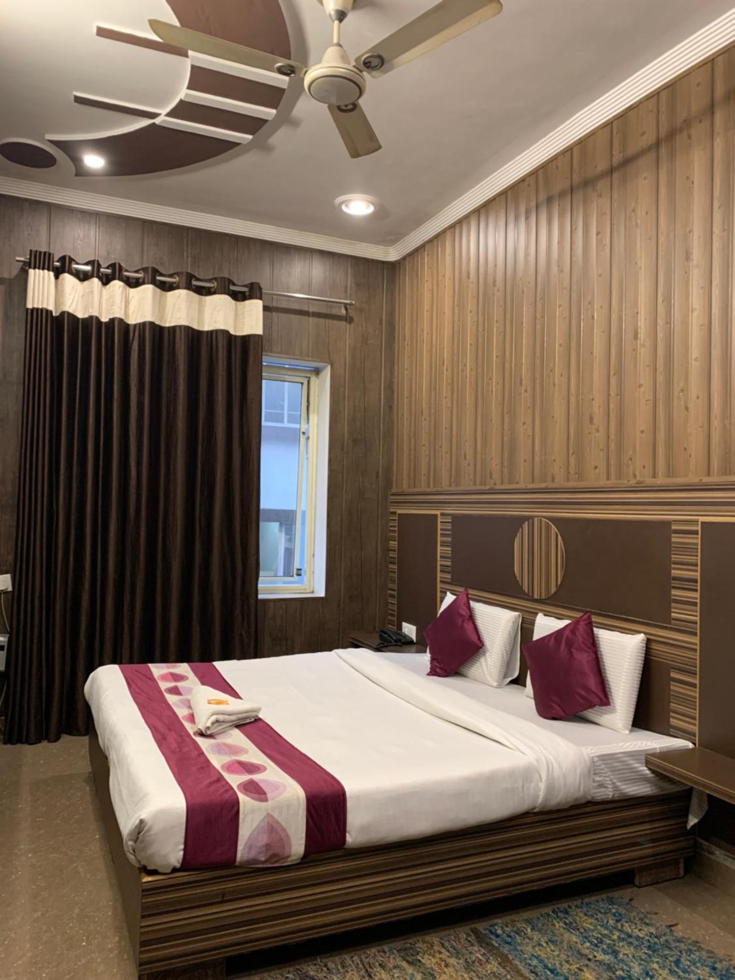 Hotel Pardesi หริทวาร ภายนอก รูปภาพ