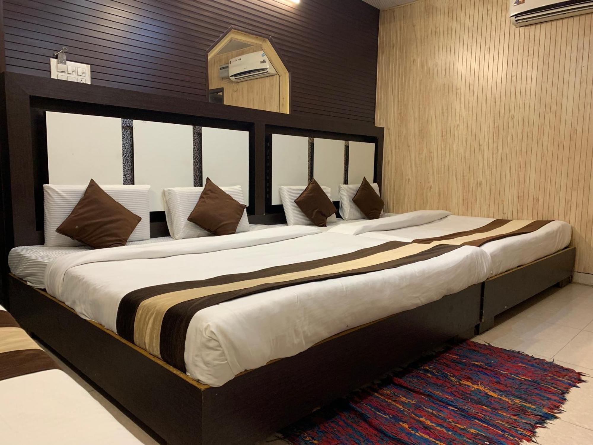 Hotel Pardesi หริทวาร ภายนอก รูปภาพ