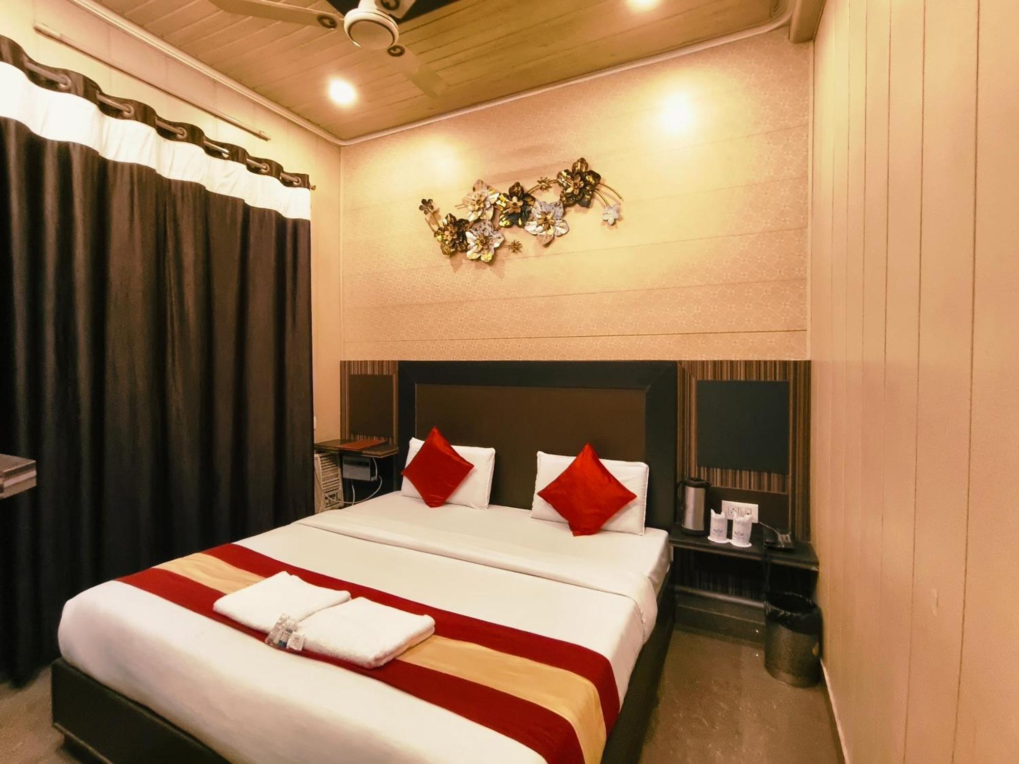 Hotel Pardesi หริทวาร ภายนอก รูปภาพ